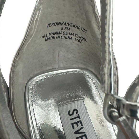 NEW Steve Madden Veronika Platform Sandal Block Heel in Silver - Picture 5 of 9